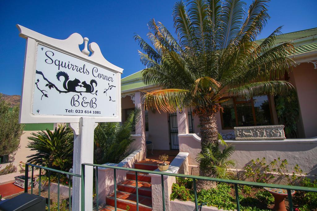 Squirrels Corner Bed & Breakfast Монтегю Екстериор снимка