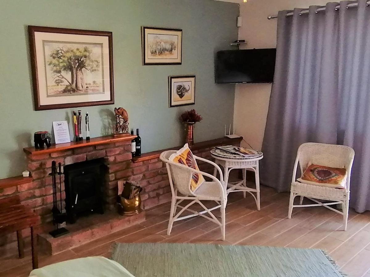 Squirrels Corner Bed & Breakfast Монтегю Екстериор снимка