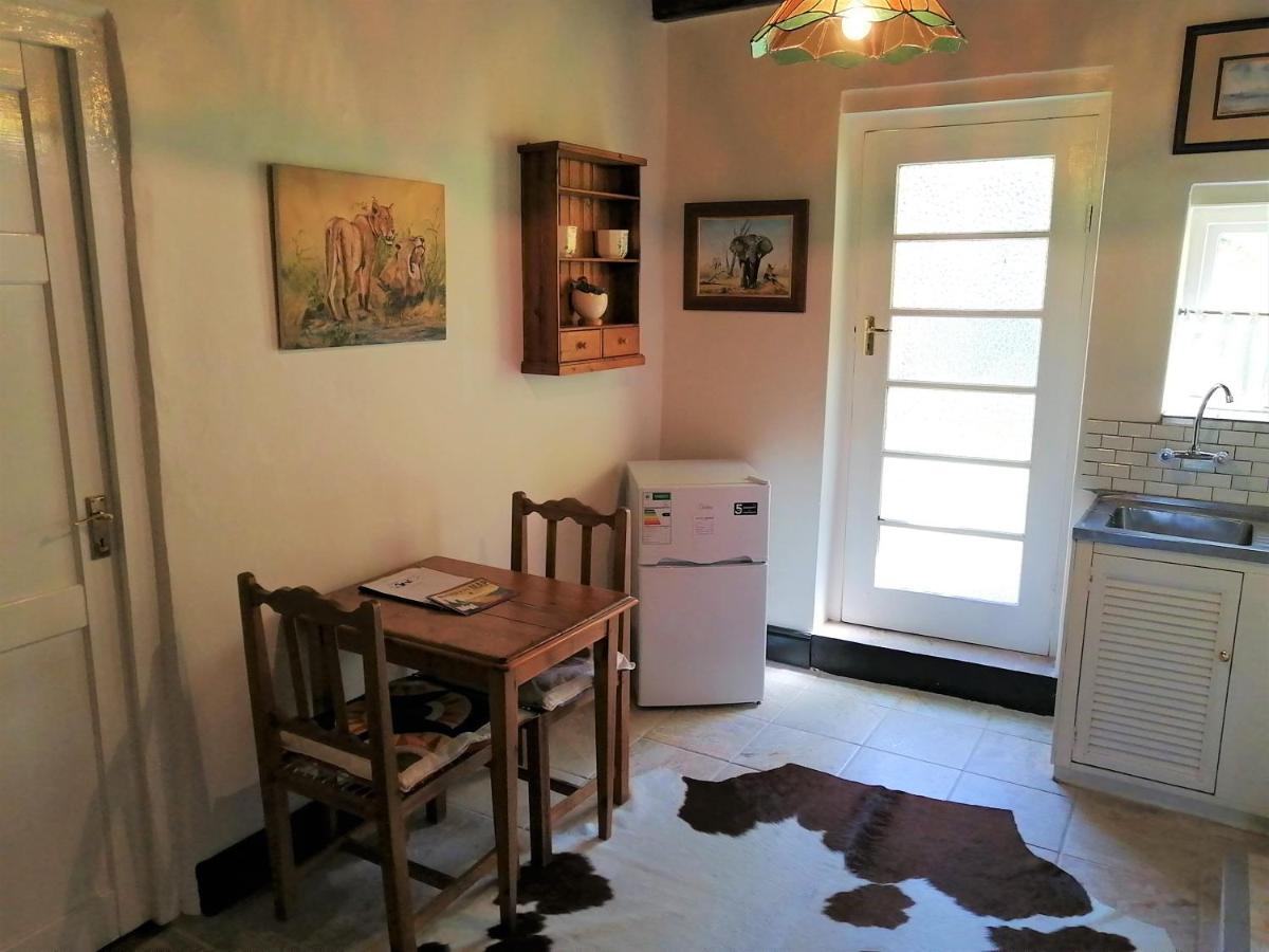 Squirrels Corner Bed & Breakfast Монтегю Екстериор снимка