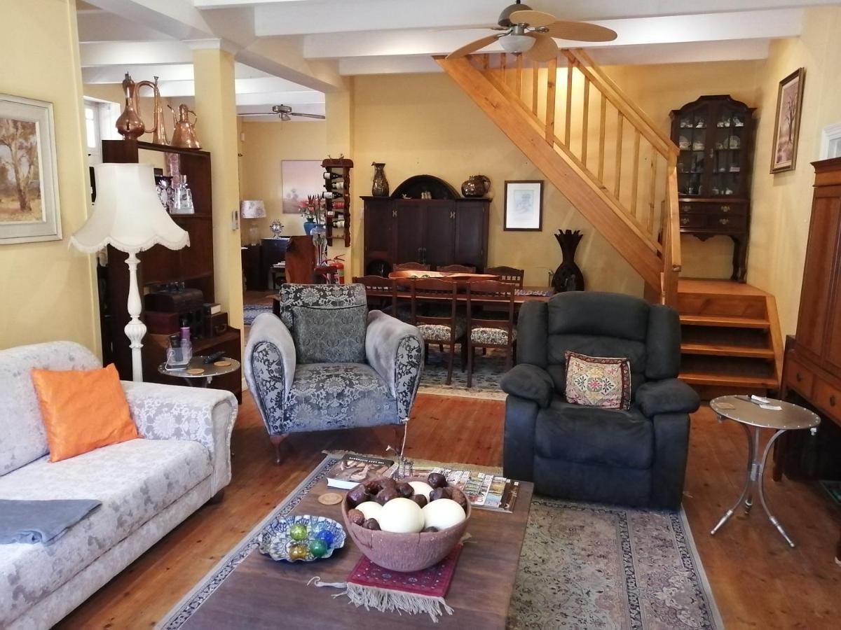 Squirrels Corner Bed & Breakfast Монтегю Екстериор снимка