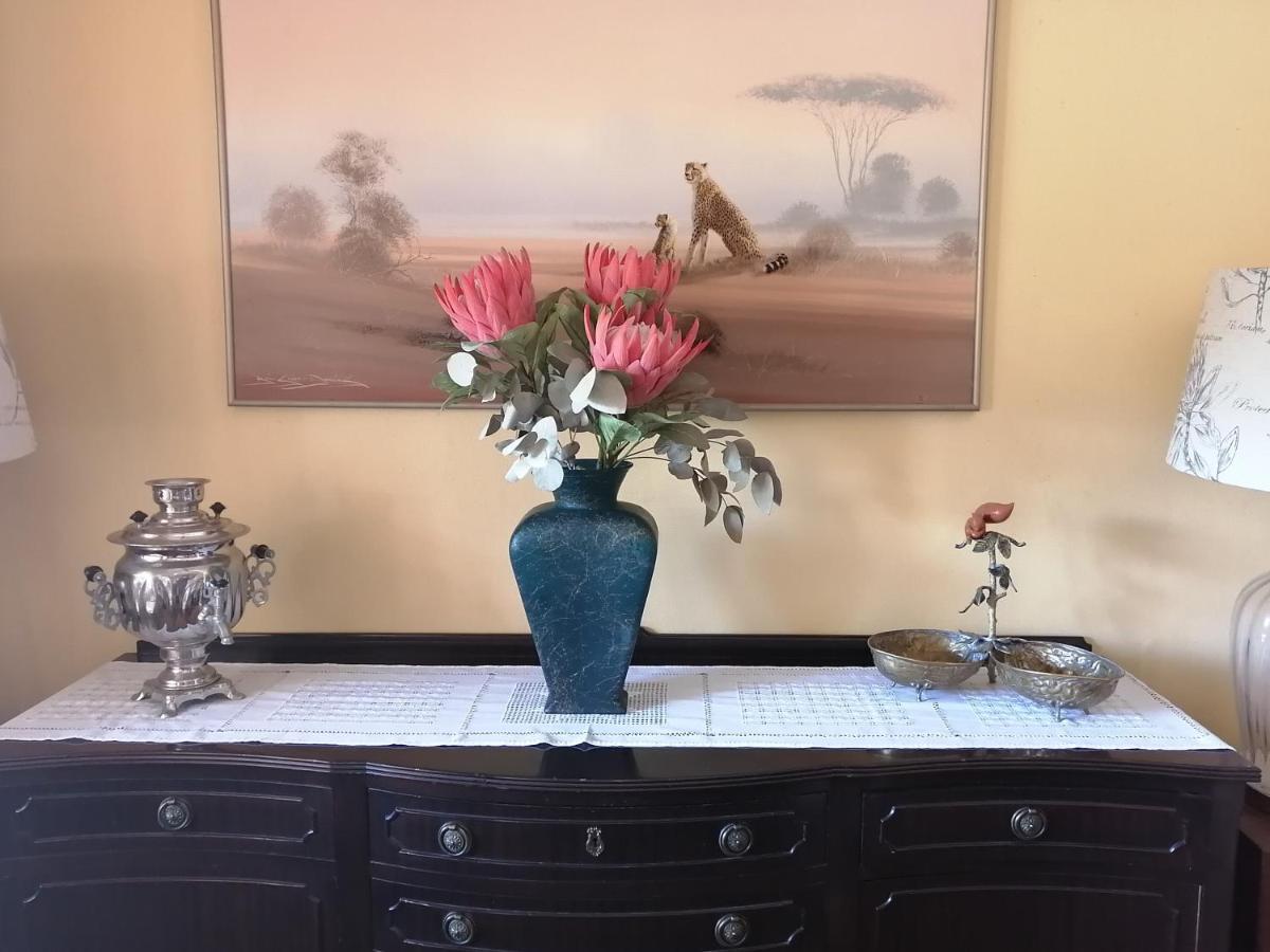 Squirrels Corner Bed & Breakfast Монтегю Екстериор снимка